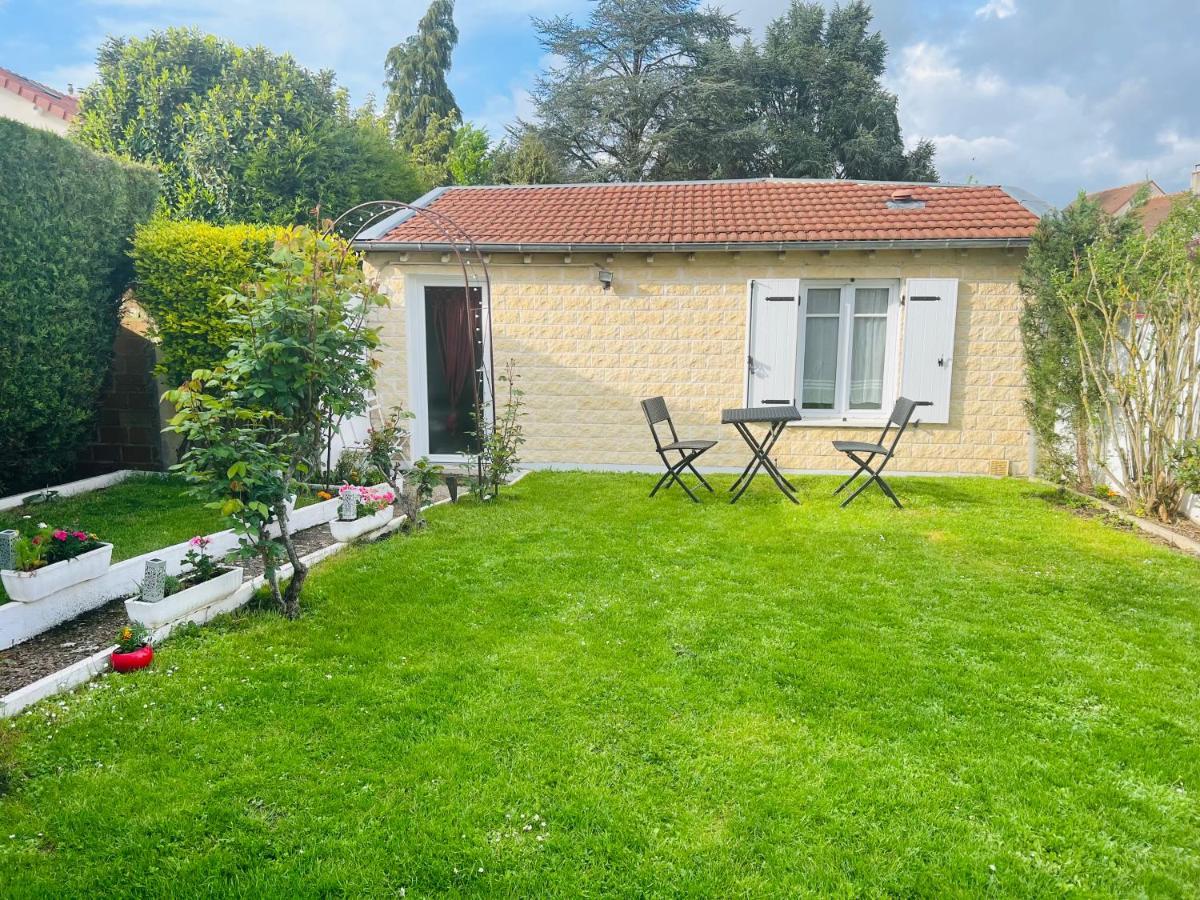 La Petite Maison Le Perray-en-Yvelines Buitenkant foto